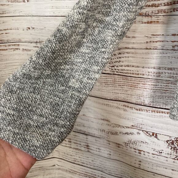 NEW Two By Vince Camuto Gray Metallic Drop Sleeve Sweater, Medium, MSRP $79 - Picture 6 of 13